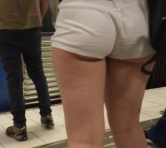 Swedish Girl In Stockholm Subway â€“ Sexy Candid Girls