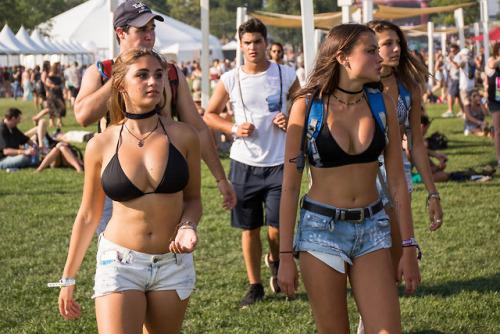 500px x 334px - Candid Rave Girls â€“ Sexy Candid Girls
