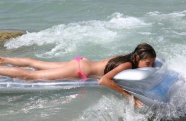 Cute Teen Beach Candid Ass