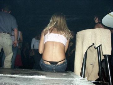 Hot Blonde Whaletail