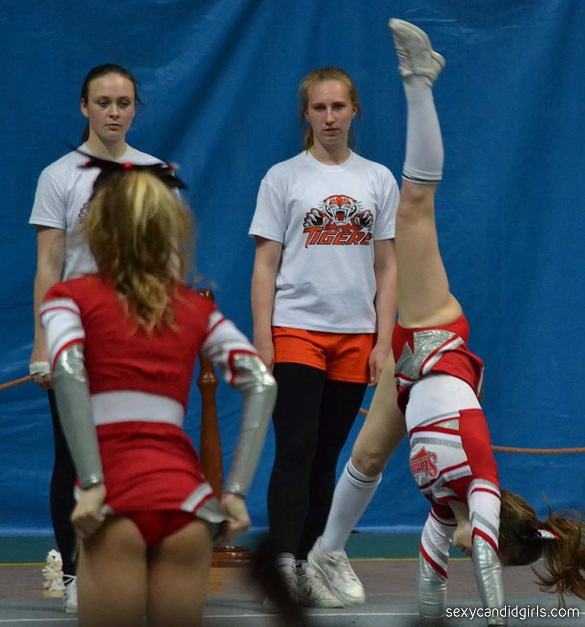 Cheerleader creepshots