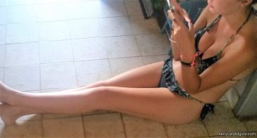 Daughter Cleavage Creepshot