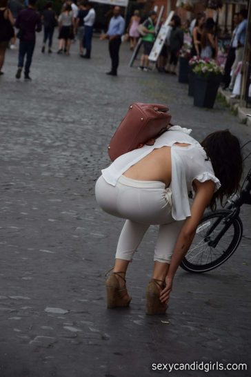 Stunning Ass Woman Bending Over