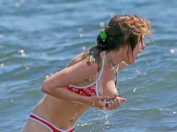 Tits Slip Teen Creepshot