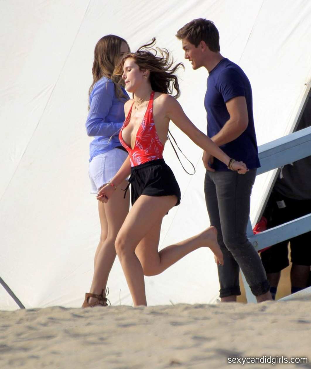 Bella Thorne Candid Ass