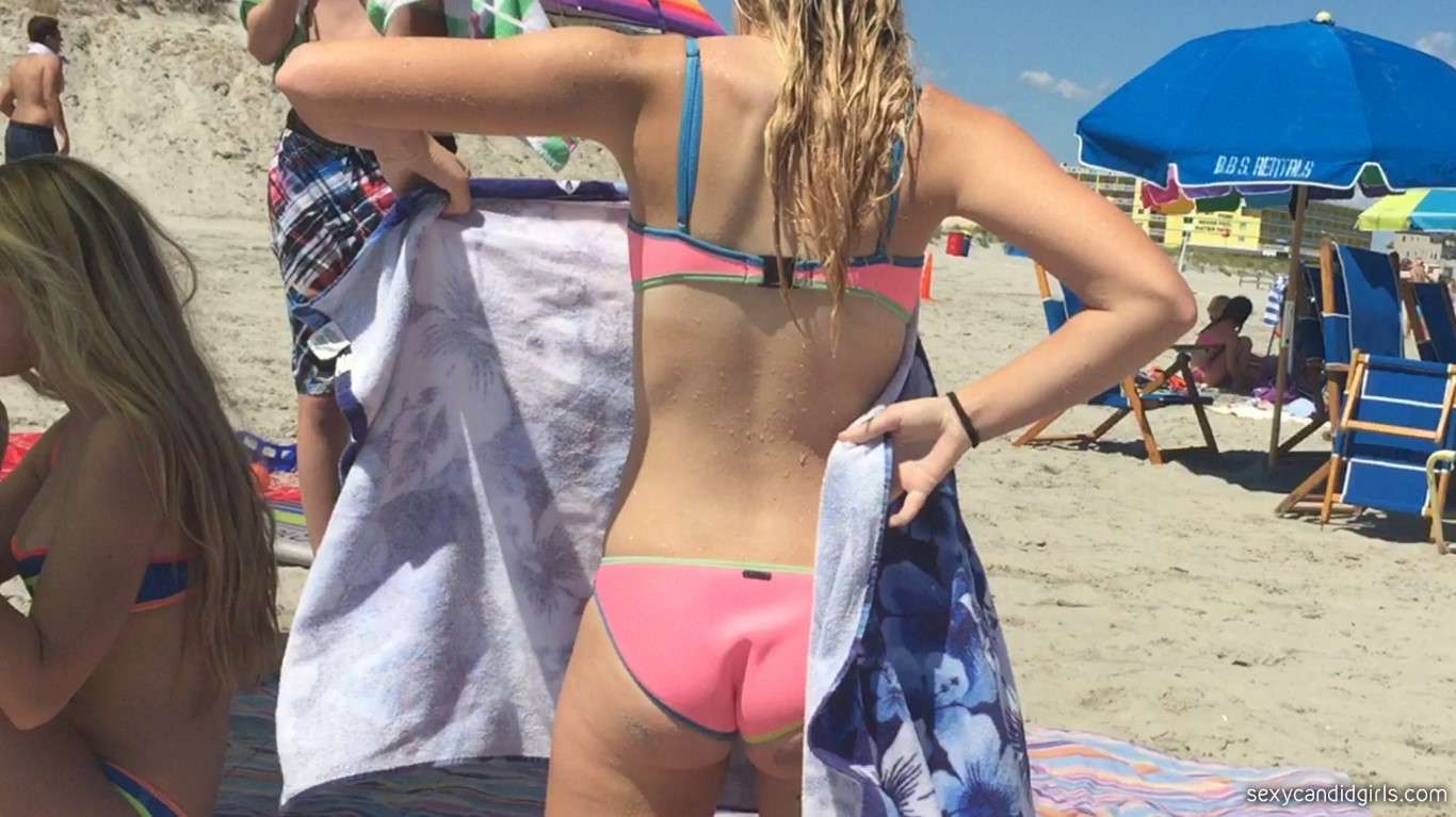 Hot Bikini Blonde Beach Voyeur