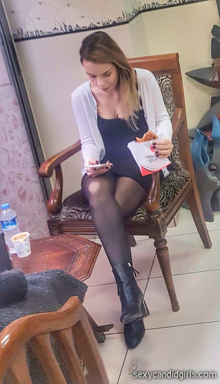Download Candid Pantyhose Pics Part 6