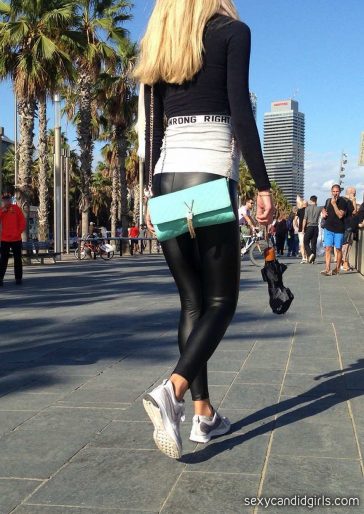 Shinny Leggings Candid Girl In Barcelona