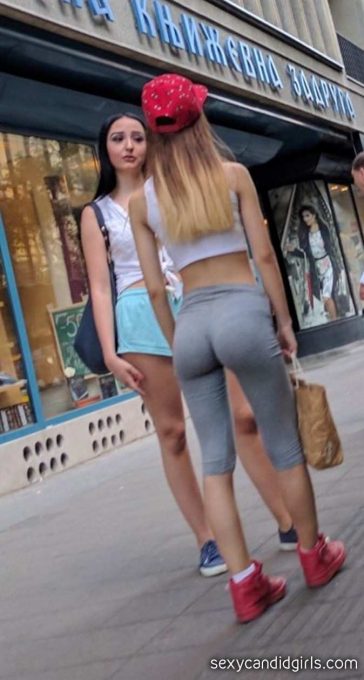 Yoga Pants Teen Ass Creepshot