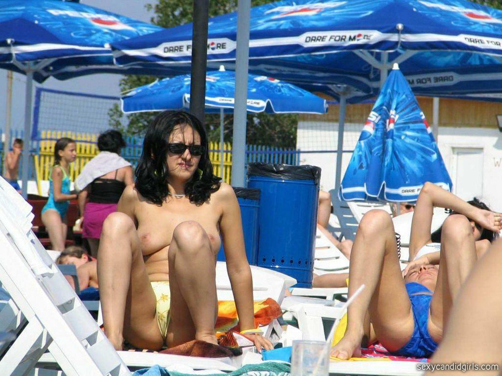 Blue Thong Candid Beach Girl