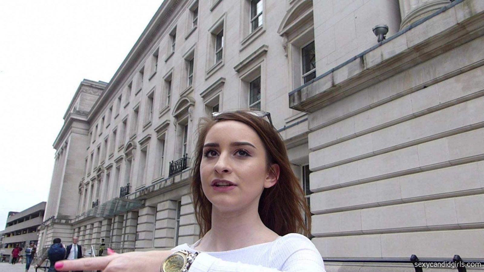 Gorgeous Candid Ass In Tight Jeans