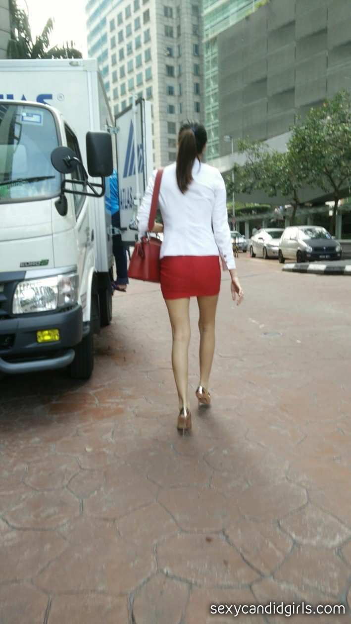 Red Skirt Girl Candid Ass S