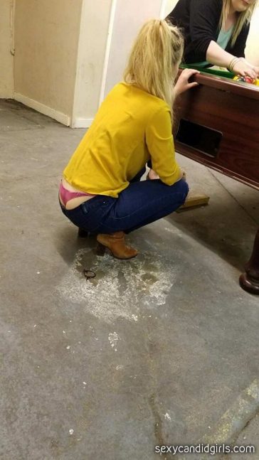 Whaletail Creepshot Hottie