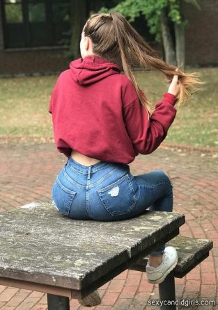 Young Teen Candid Ass In Jeans – Sexy Candid Girls