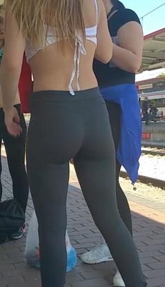 239px x 416px - Spanish Blonde Teen In Yoga Pants â€“ Sexy Candid Girls
