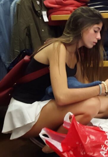 Two Hot Candid Teens Shopping