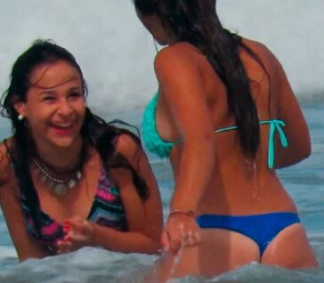 Latina College Girls Beach - Latinas â€“ Sexy Candid Girls