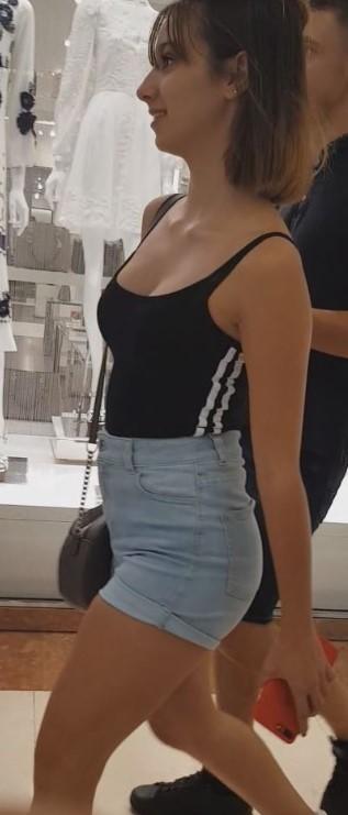 Beautiful Teen Creepshot In Shorts
