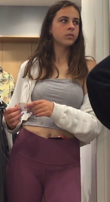 Visible Thong Line Candid Teen In Leggings Part2