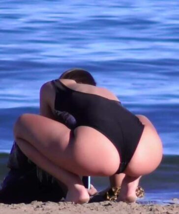 Perfect Candid Ass Girl Beach Voyeur