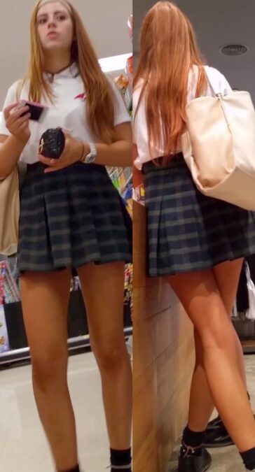 Redhead Schoolgirl Teen Upskirt