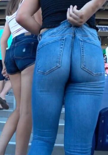 Big Ass Blonde Tight Jeans