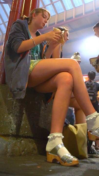 Two Teen Sisters Upskirted