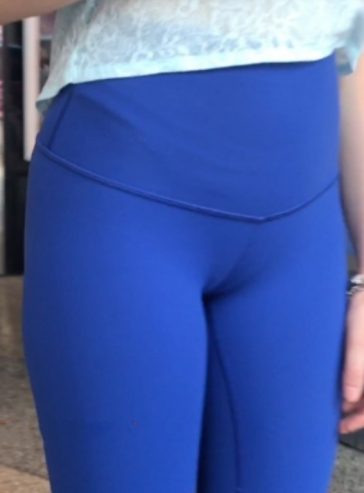 Blue Leggings Teen Candid Cameltoe
