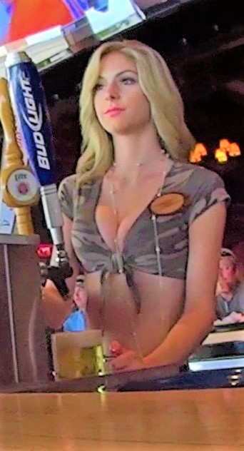 Hot Waitress In Shorts and Clevage