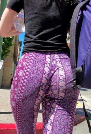 Young Teen With Jiggling Ass