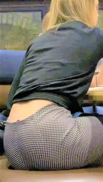 Hot Blonde Teen Candid Ass