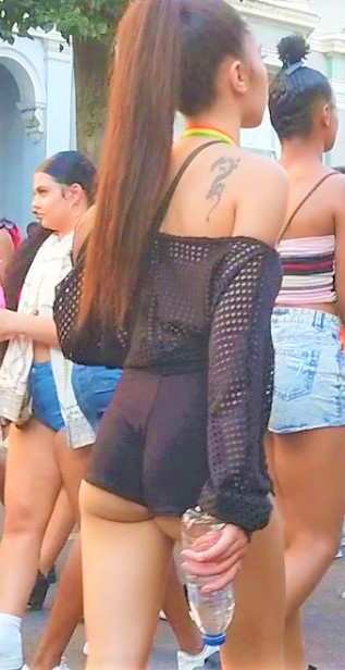 Tight Ass Hot Girl In Candid Shorts