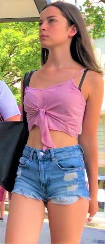 Beautiful Candid Teen In Short Shorts