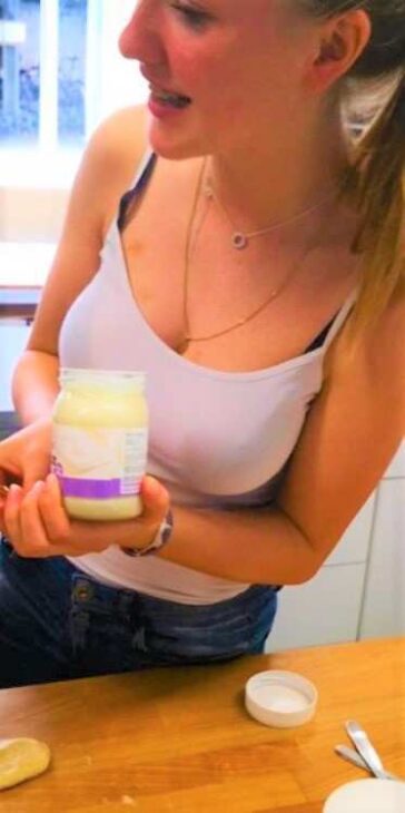 Busty Teen With Braces Candid Cleavage