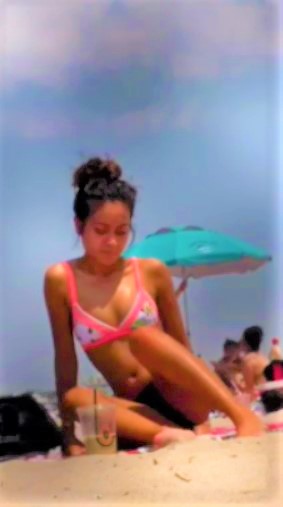 Candid Teen Beach Voyeur