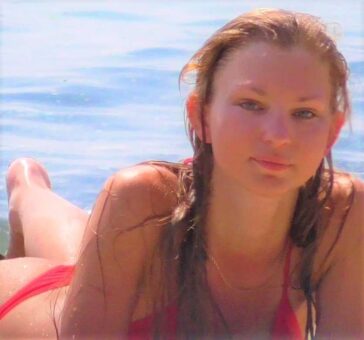 Candid Teen In Red Thong Gorgeous Ass