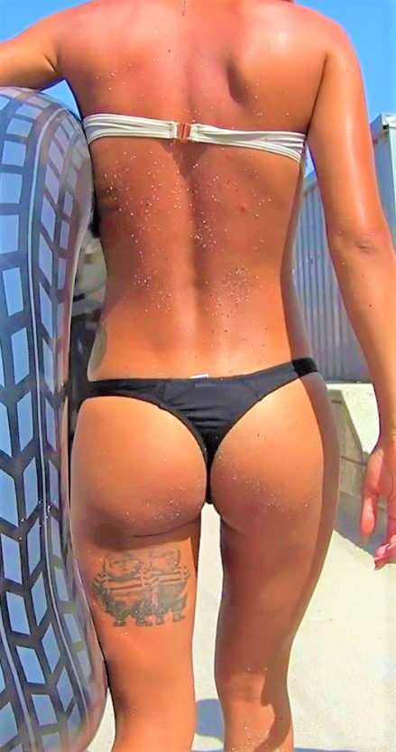 Beautiful Ass Girl Candid Thong