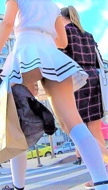 Hot Schoolgirl Upskirt