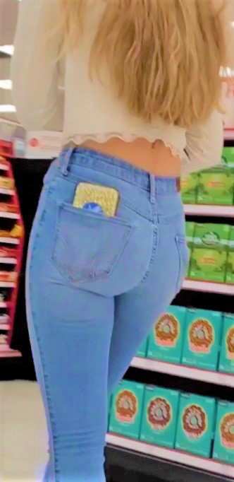 Blonde Teen In Jeans Creepshot