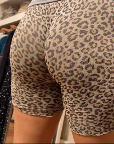Jiggly Ass Teen In Leopard Shorts