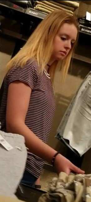 Hot Teen In Jeans Candid Ass