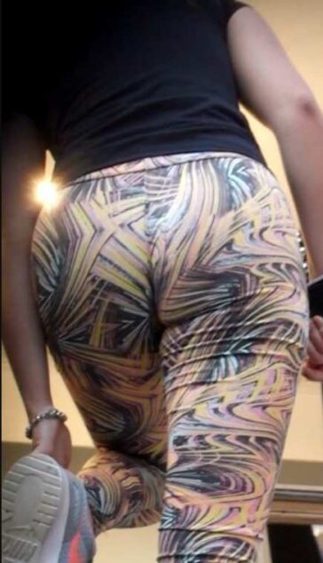 Sexy Yoga Pants Candid Ass Hottie