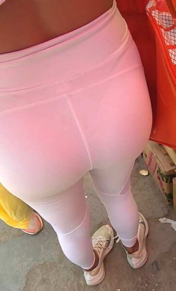 White Leggings VTL Candid Ass Latina