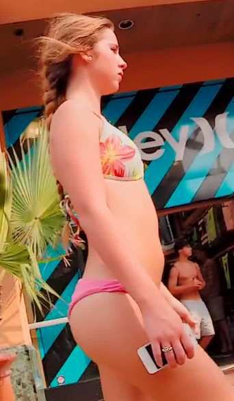 Young Babe Candid Bikini Ass