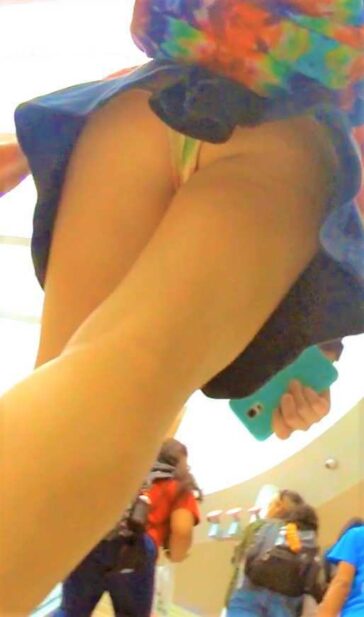 Sexy Ass Schoolgirl Upskirt