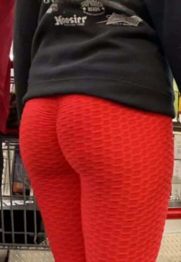 Red Leggings Sexy Teen Ass