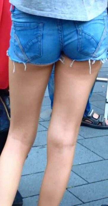 Skinny Teen Tight Shorts Candid Ass