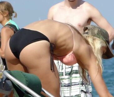 Smoking Hot Blonde Teen Candid Ass