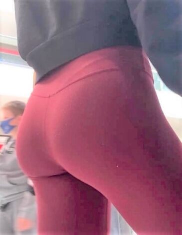 Teen Ass In Red Lulu Leggings