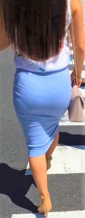 Hot Business Woman In Tight Skirt VTL